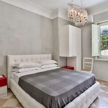 Falcone Tatil Evi Amalfi